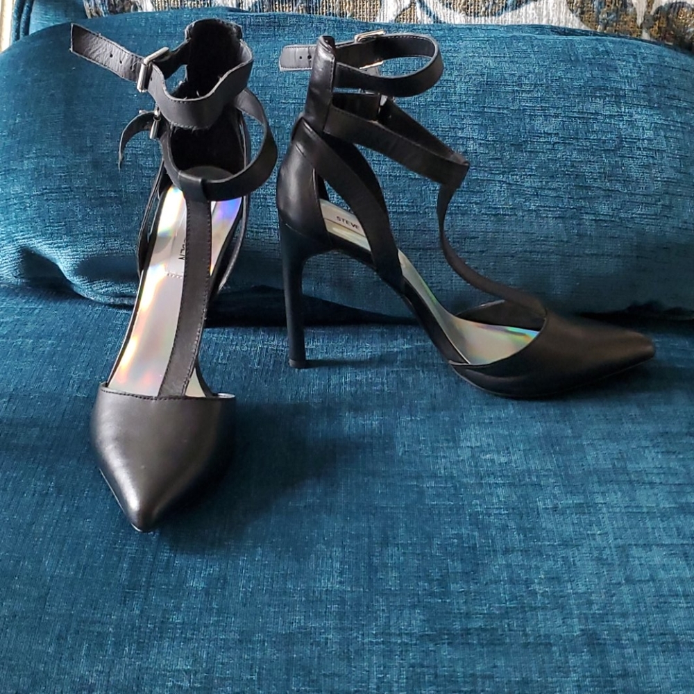 Steve Madden Pump